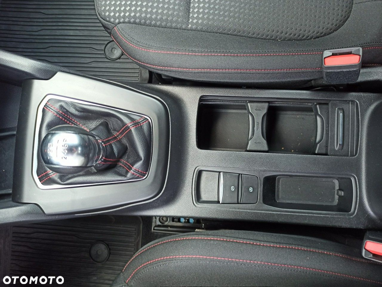 Ford Focus 1.0 EcoBoost mHEV ST-Line - 18