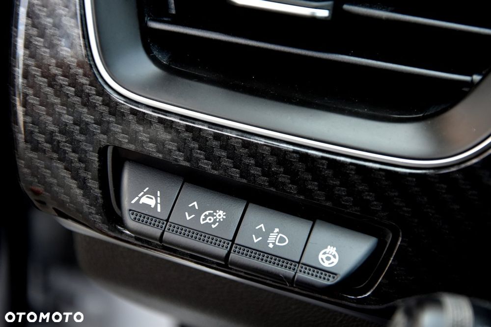 Renault Arkana E-TECH 145 R.S.LINE - 26