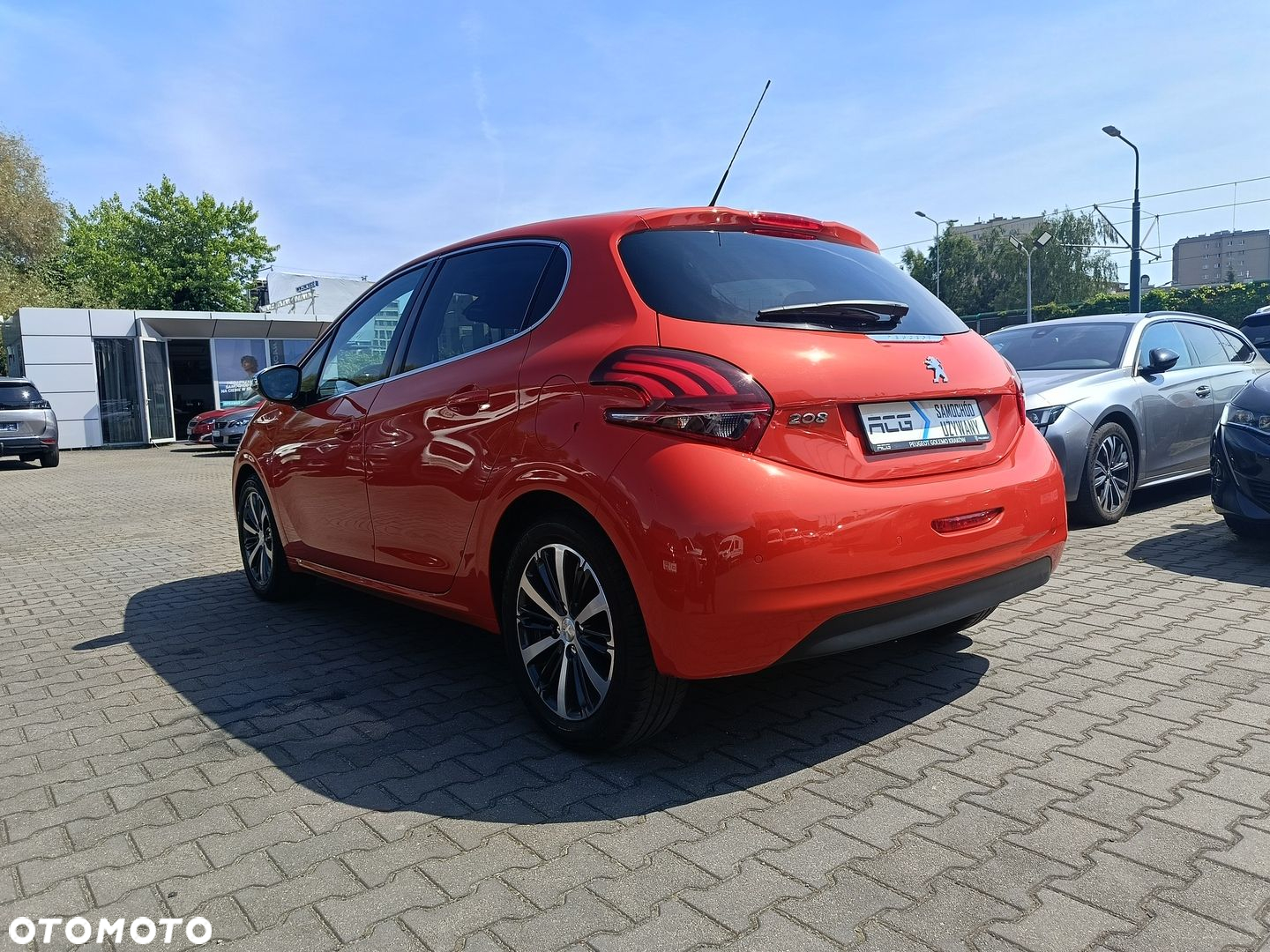 Peugeot 208 1.2 PureTech Allure - 2