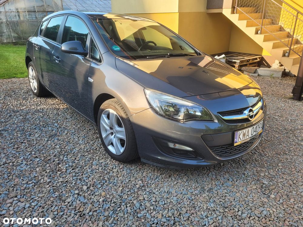 Opel Astra 1.4 Turbo - 1