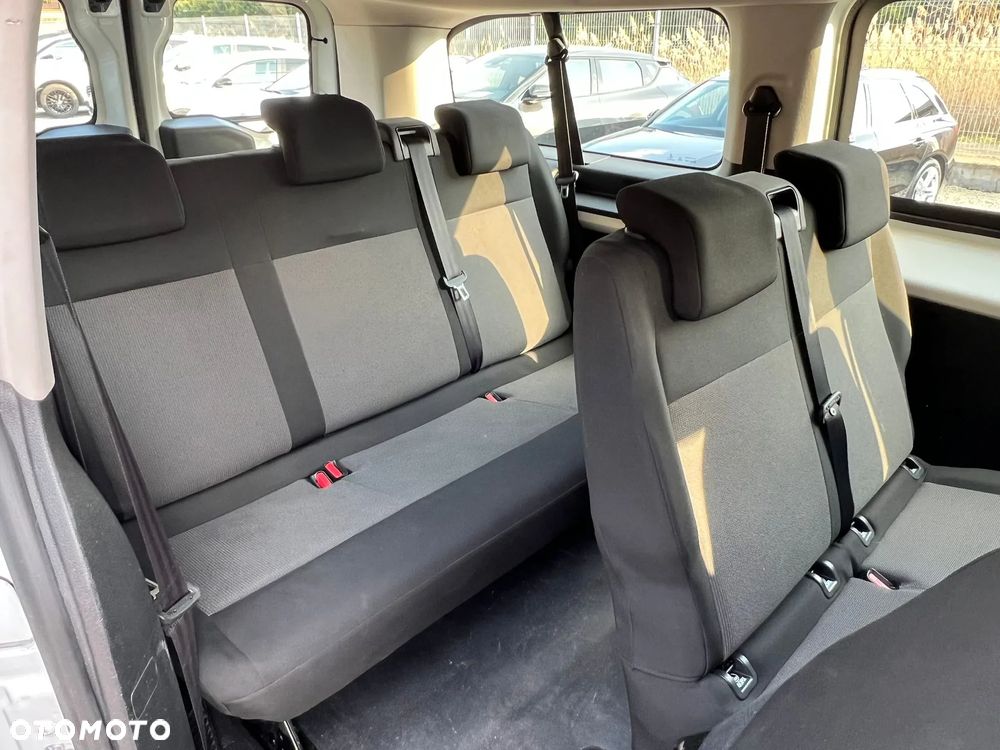 Peugeot Traveller 1.5 BlueHDi Long Business - 18