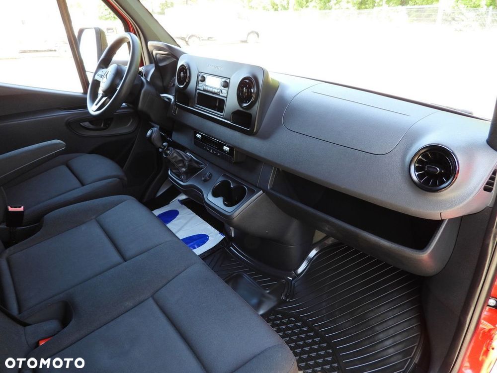 Mercedes-Benz SPRINTER 316  8 PALET PLANDEKA WINDA TEMPOMAT KLIMATYZACJA  160KM - 39