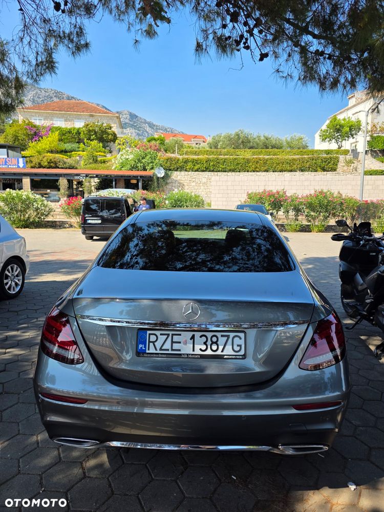 Mercedes-Benz Klasa E 220 d 9G-TRONIC AMG Line - 3