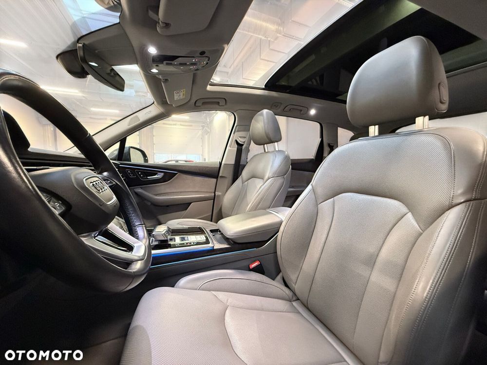 Audi Q7 - 19