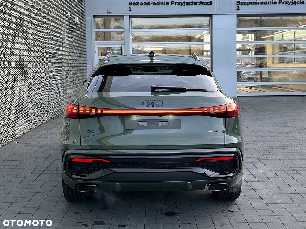 Audi Q5 Sportback - 11