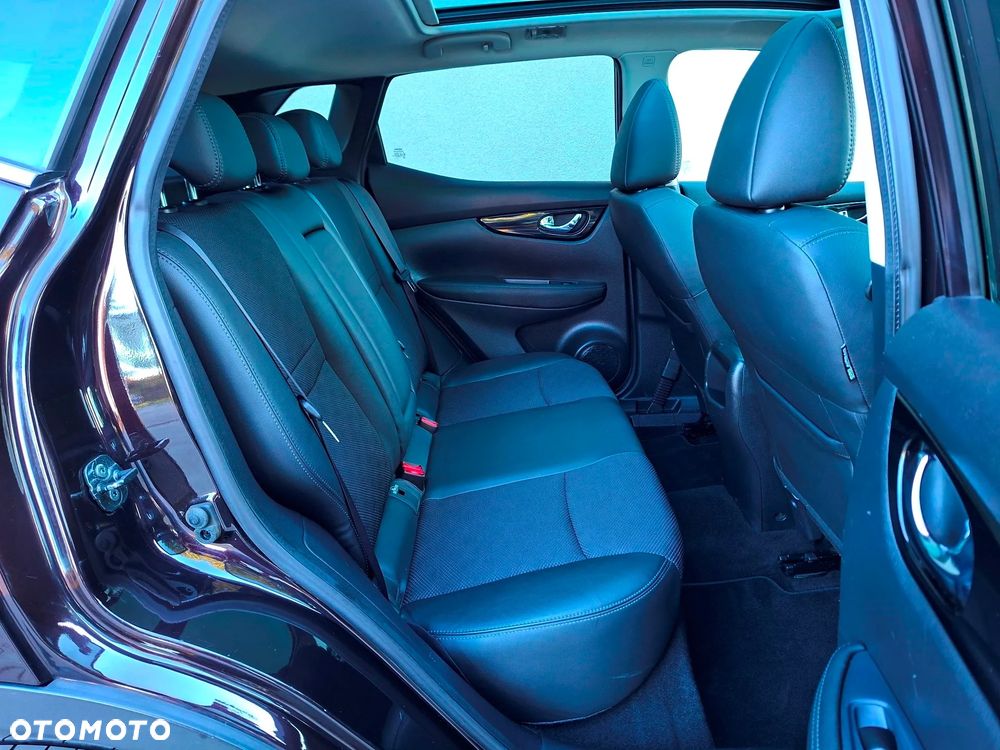 Nissan Qashqai 1.6 DIG-T Tekna - 24