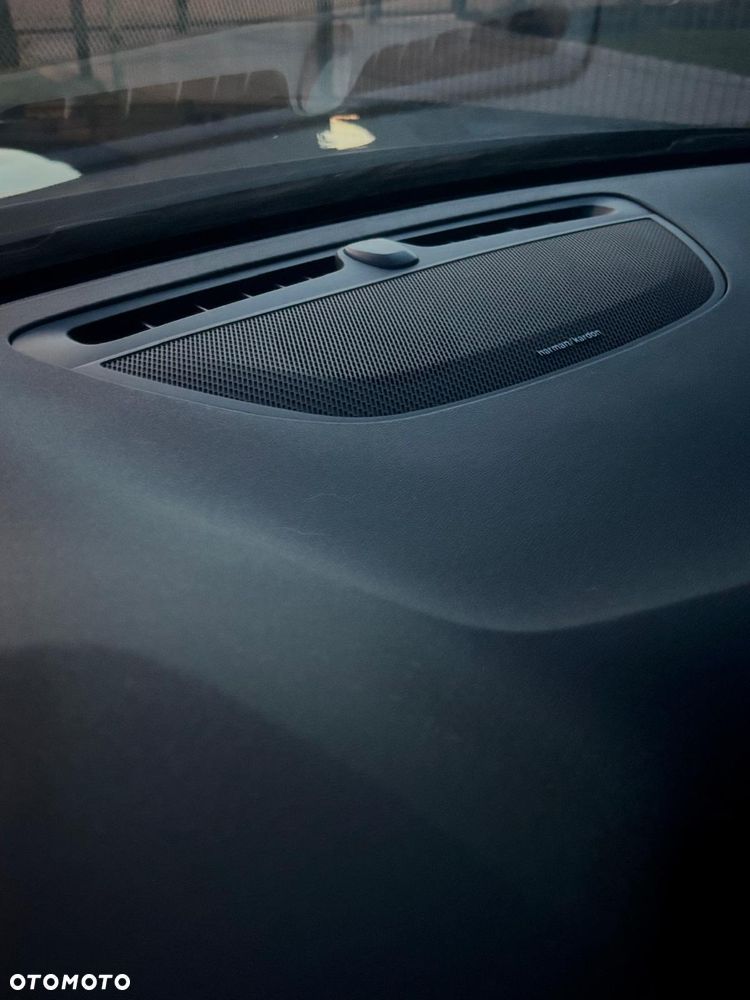 Volvo V60 T4 Momentum - 32