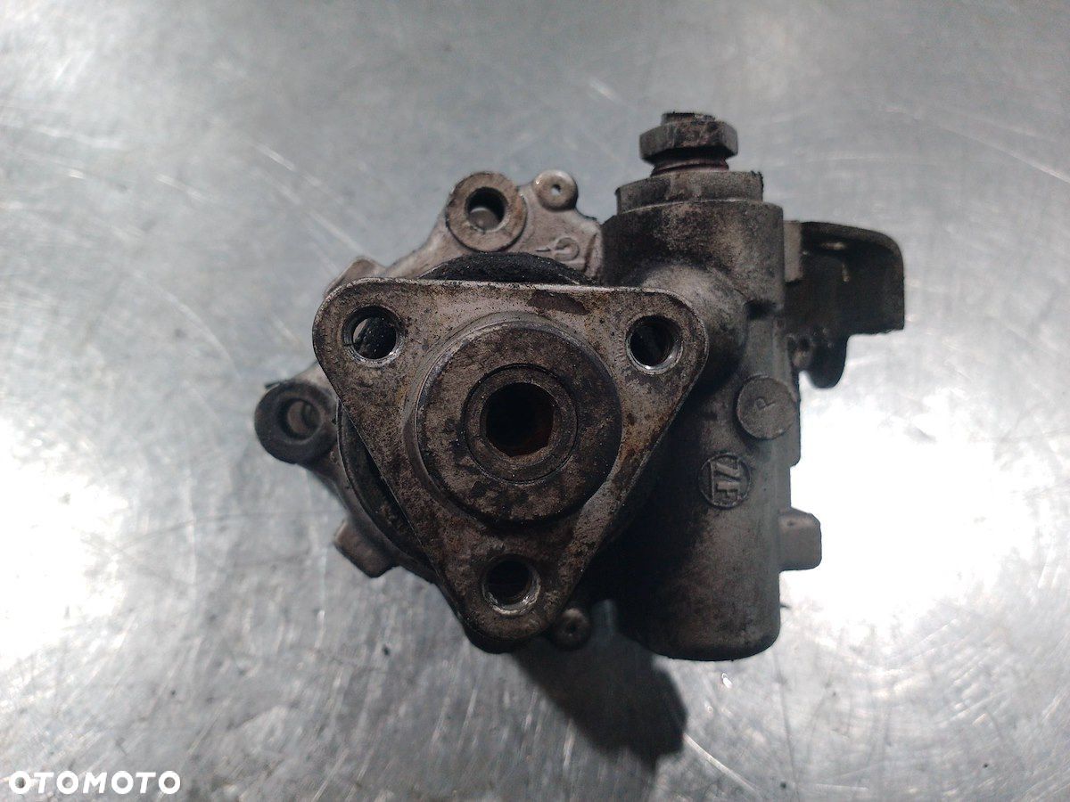 POMPA WSPOMAGANIA PEUGEOT 407 91208 2.7 HDI - 1