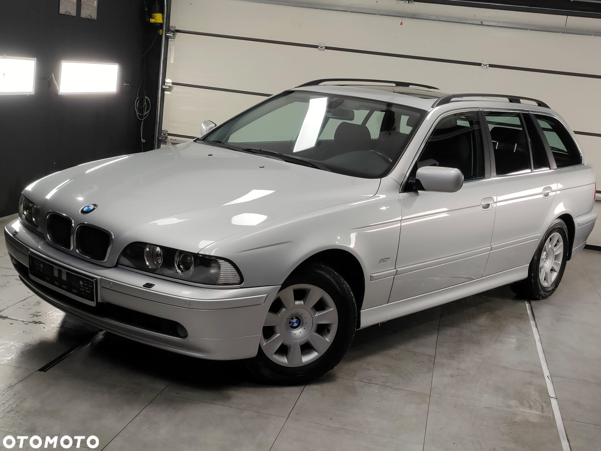 BMW Seria 5 525i - 8