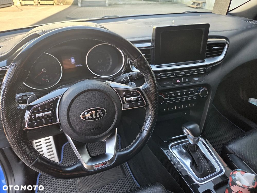 Kia Ceed 1.4 T-GDI DCT OPF GT Line - 3