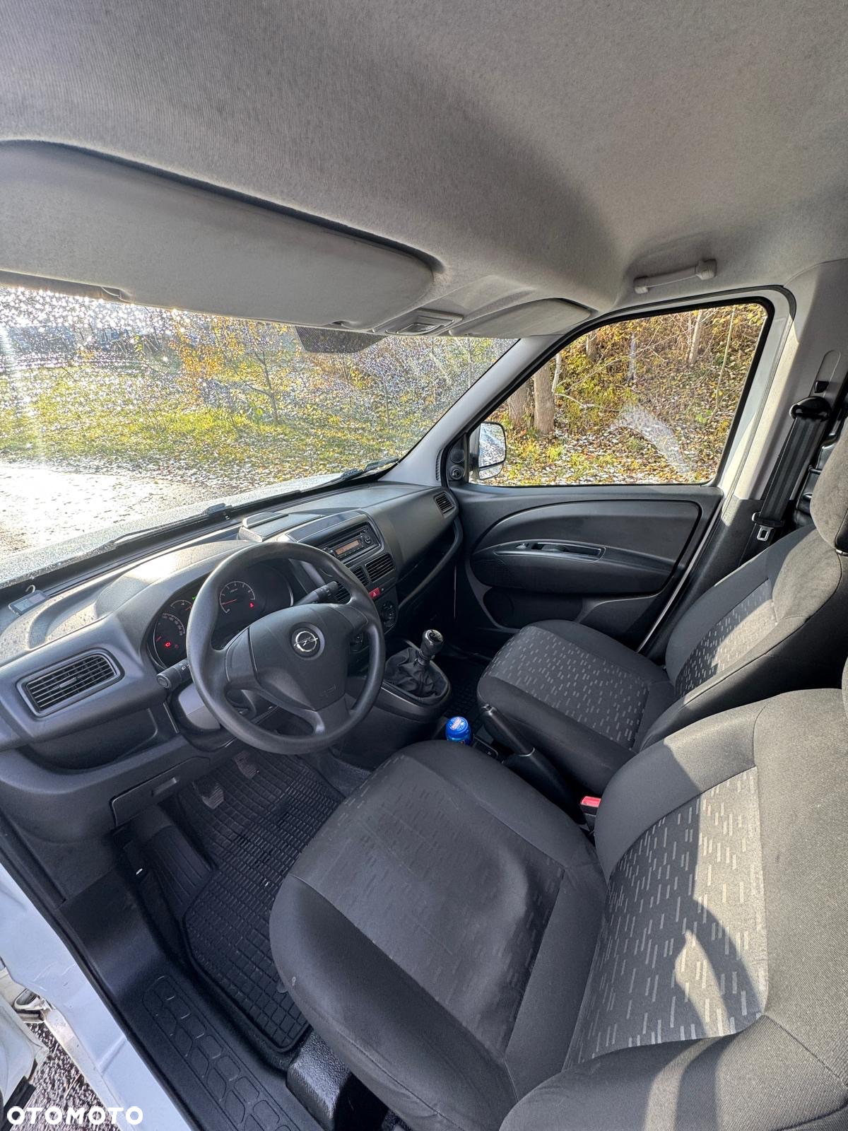 Opel Combo - 8