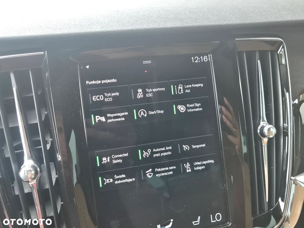 Volvo V90 - 39
