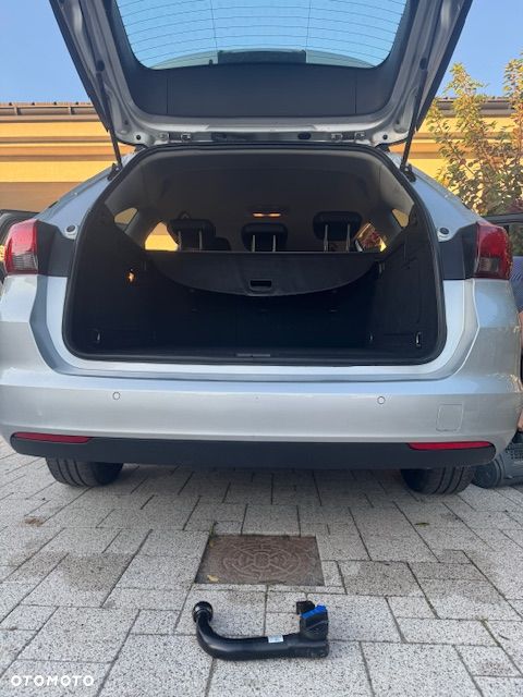 Opel Astra 1.6 CDTI Elite S&S - 18