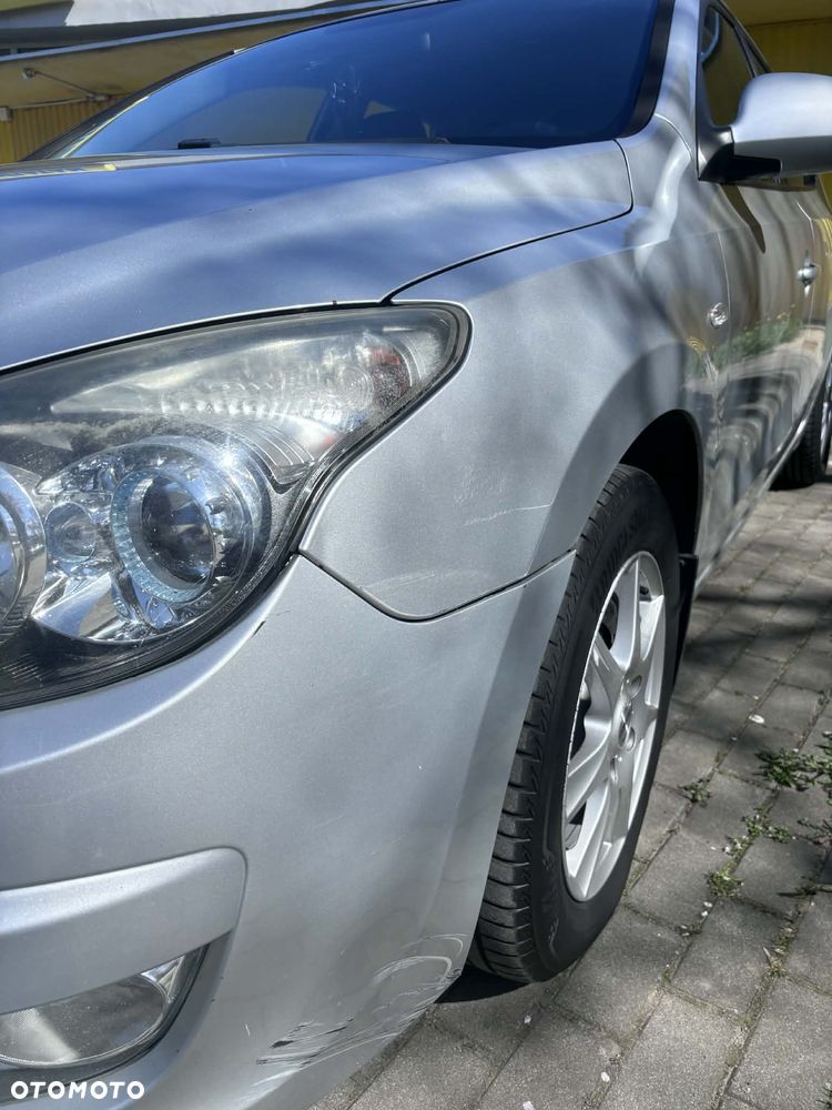 Hyundai i30 1.4 Classic + - 15