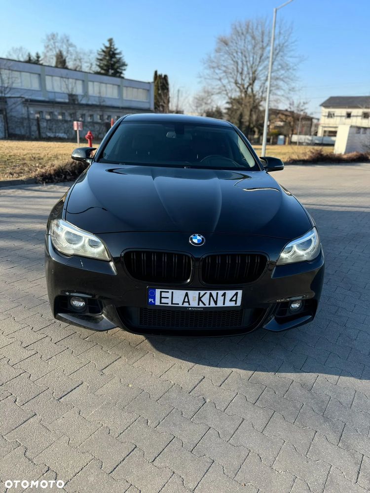 BMW Seria 5 525d xDrive Sport-Aut Luxury Line - 4
