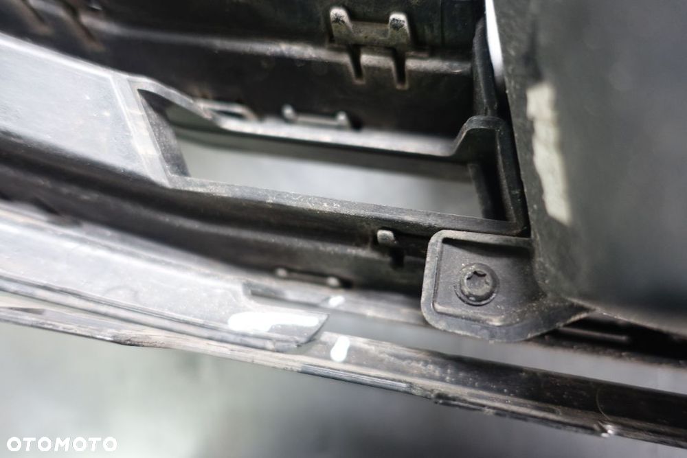 ATRAPA GRILL VW PASSAT B8 GTE - 10