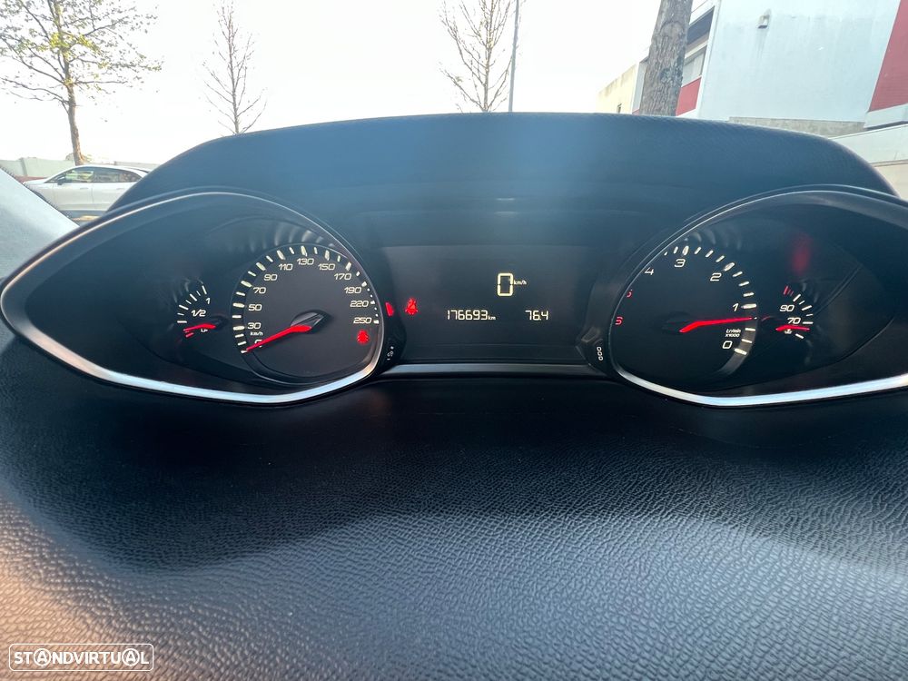 Peugeot 308 SW 1.6 BlueHDi Business Line - 11