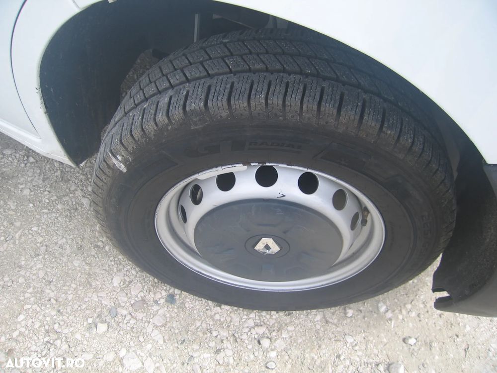 Renault MASTER , 3 LOC. BASCULABILA 3  PARTI , CLIMA . NAVIGATIE . - 17