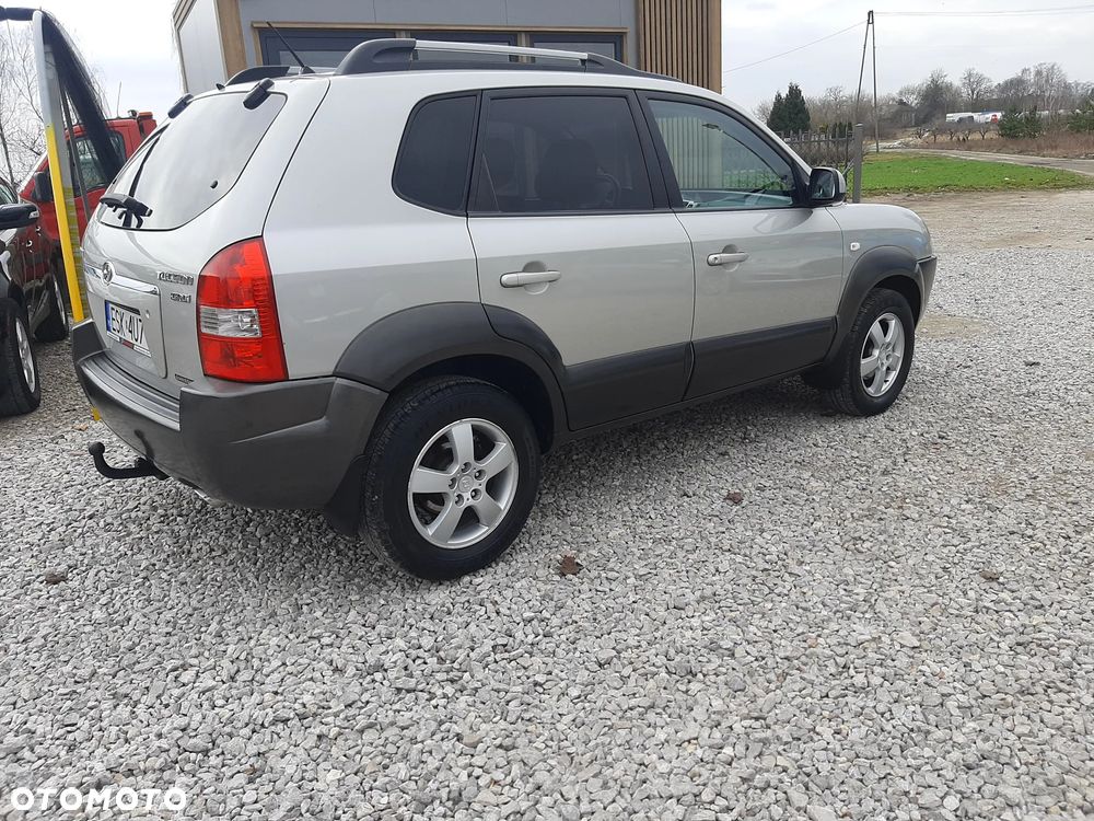 Hyundai Tucson 2.0 CRDi VGT 2WD GLS - 4