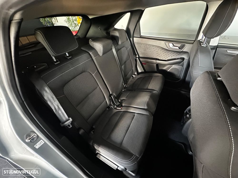 Ford Kuga 2.5 PHEV Titanium - 28