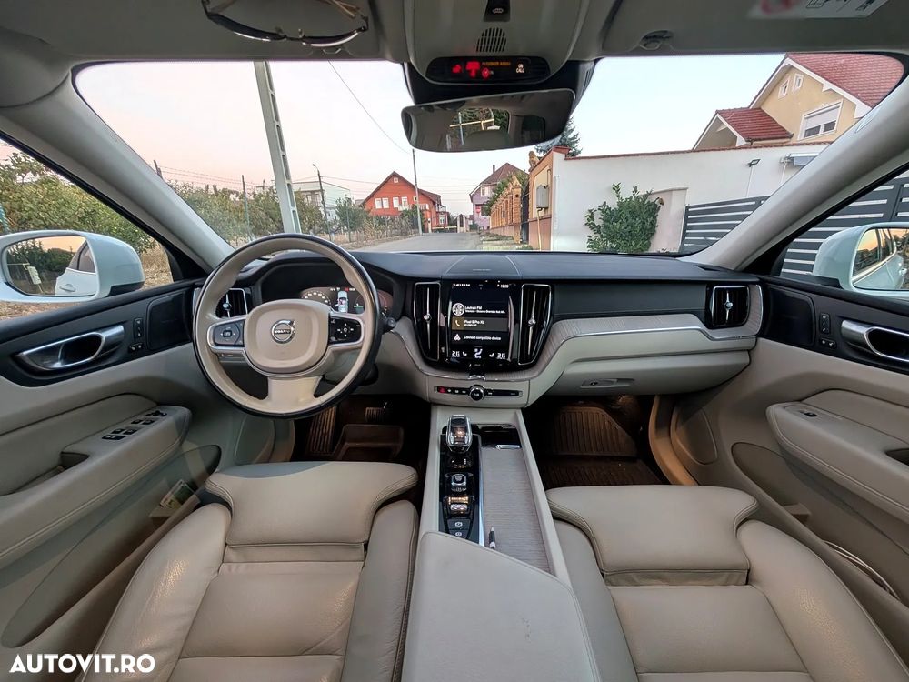 Volvo XC 60 T6 AWD Recharge Geartronic Inscription - 13