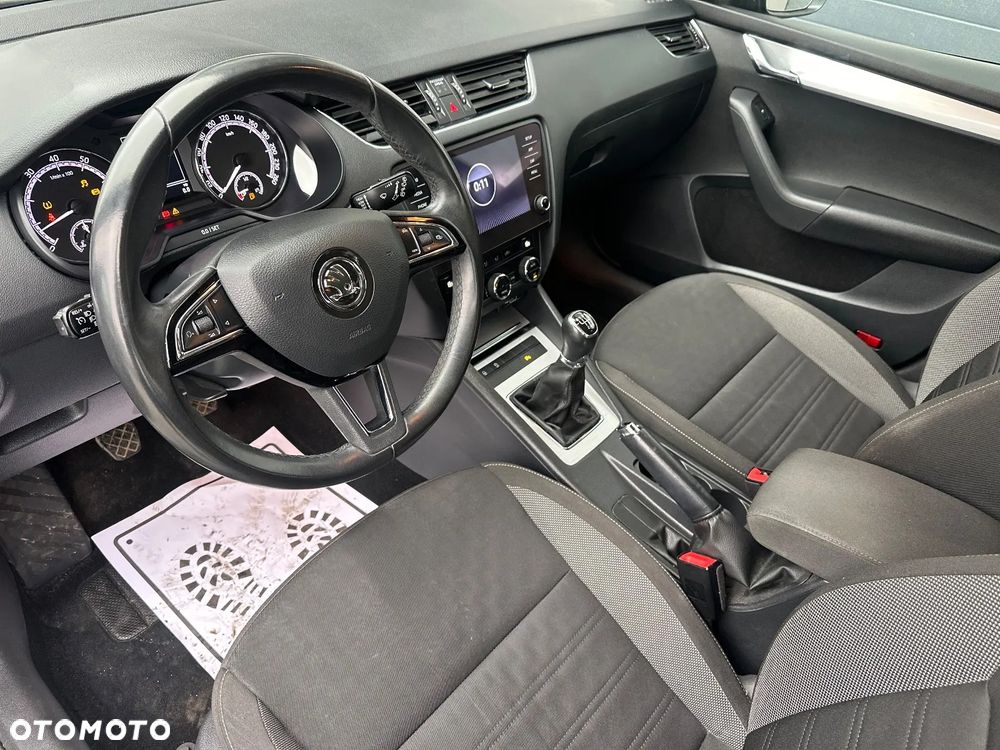 Skoda Octavia 1.5 TSI GPF ACT Ambition - 9