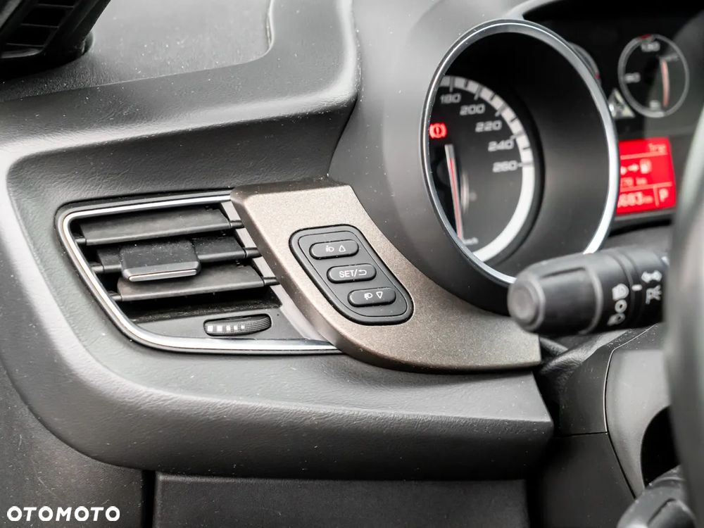 Alfa Romeo Giulietta 1.4 TB MultiAir Exclusive TCT - 24