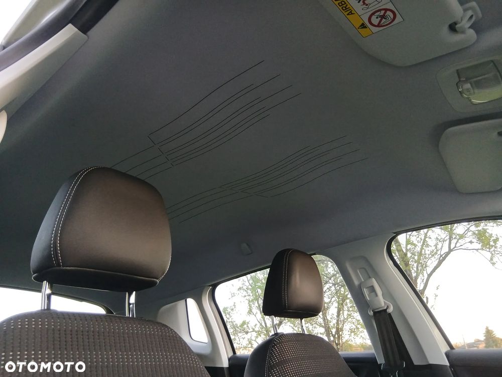 Peugeot 2008 - 14