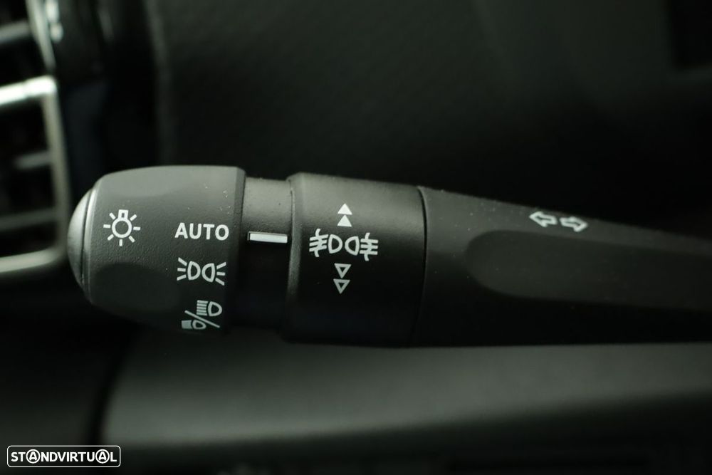 Citroën C4 1.2 Hybrid Max e-DSC6 - 17