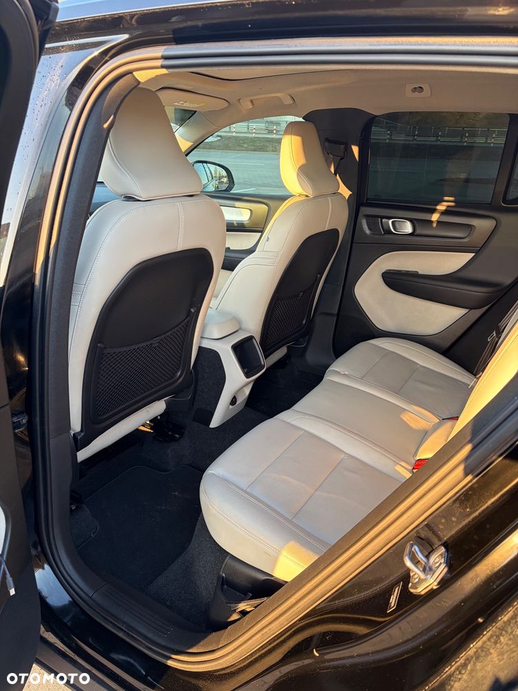 Volvo XC 40 T5 AWD Momentum - 16
