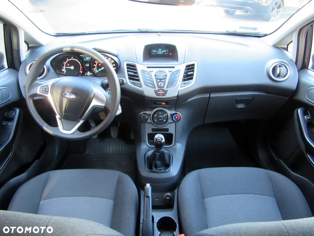 Ford Fiesta - 8