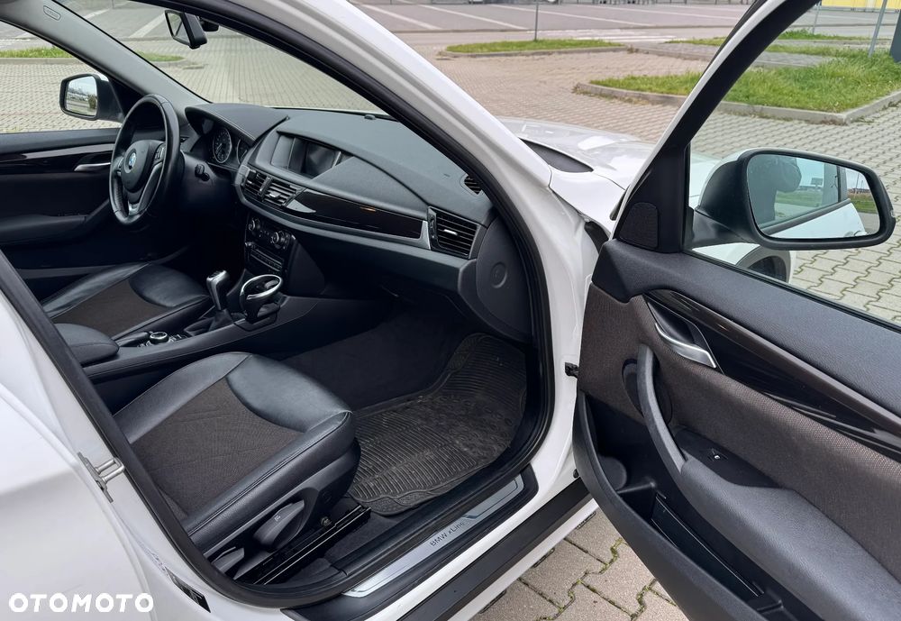 BMW X1 sDrive18d - 12