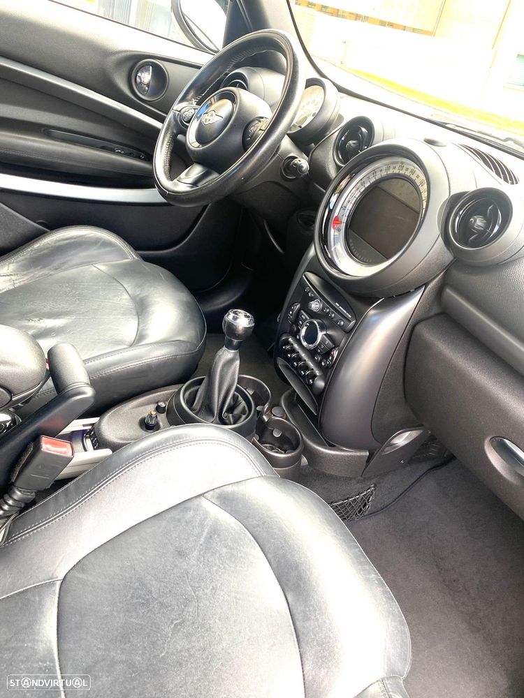 MINI Paceman - 11