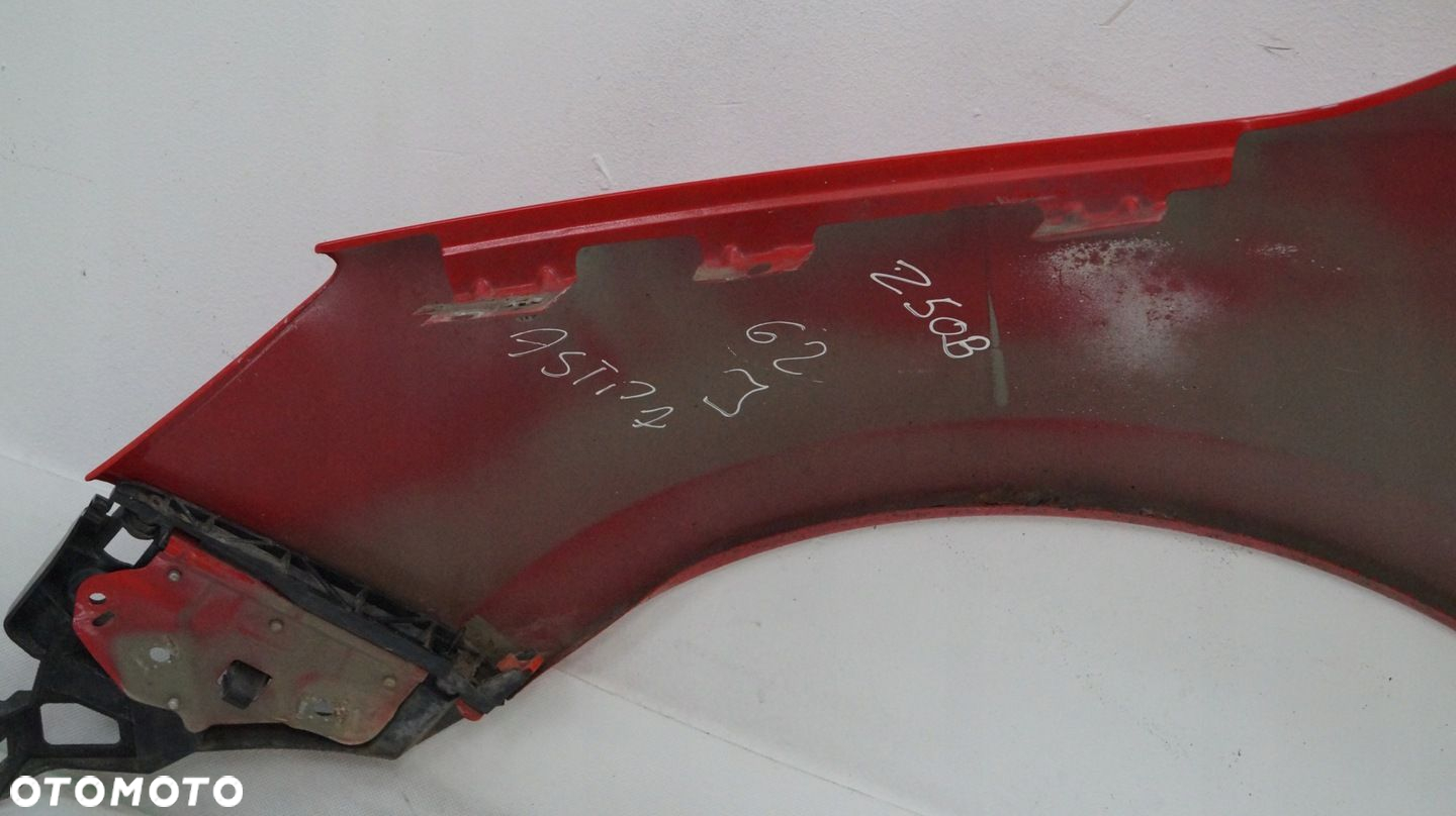 BŁOTNIK PRZEDNI PRAWY OPEL ASTRA J Z50B 2012 - 12