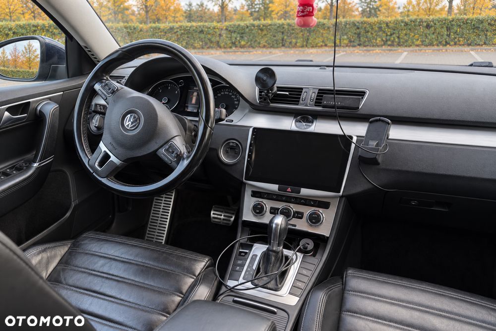 Volkswagen Passat - 5