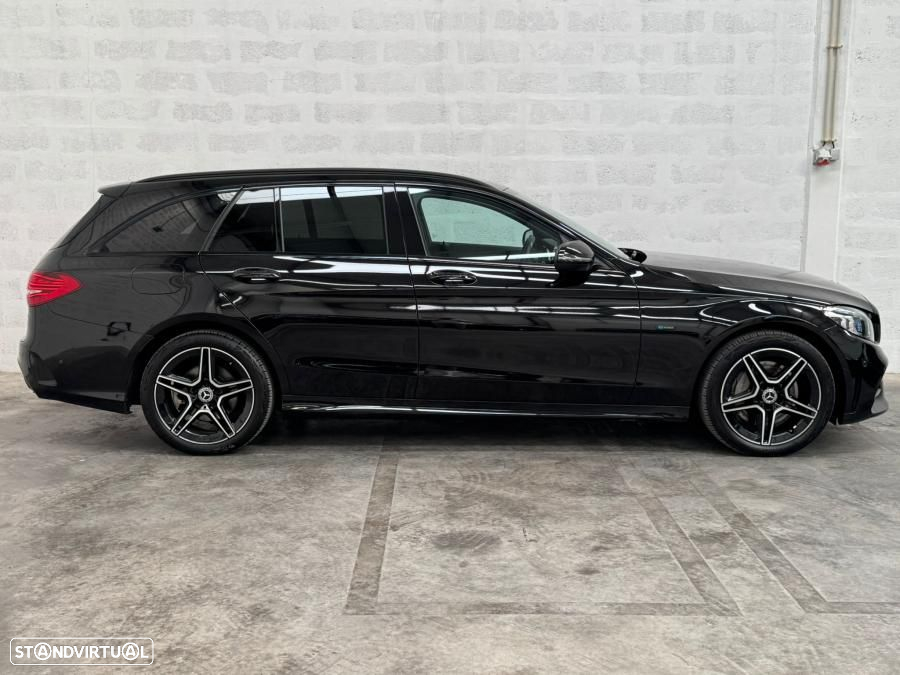 Mercedes-Benz C 300 de AMG Line - 3