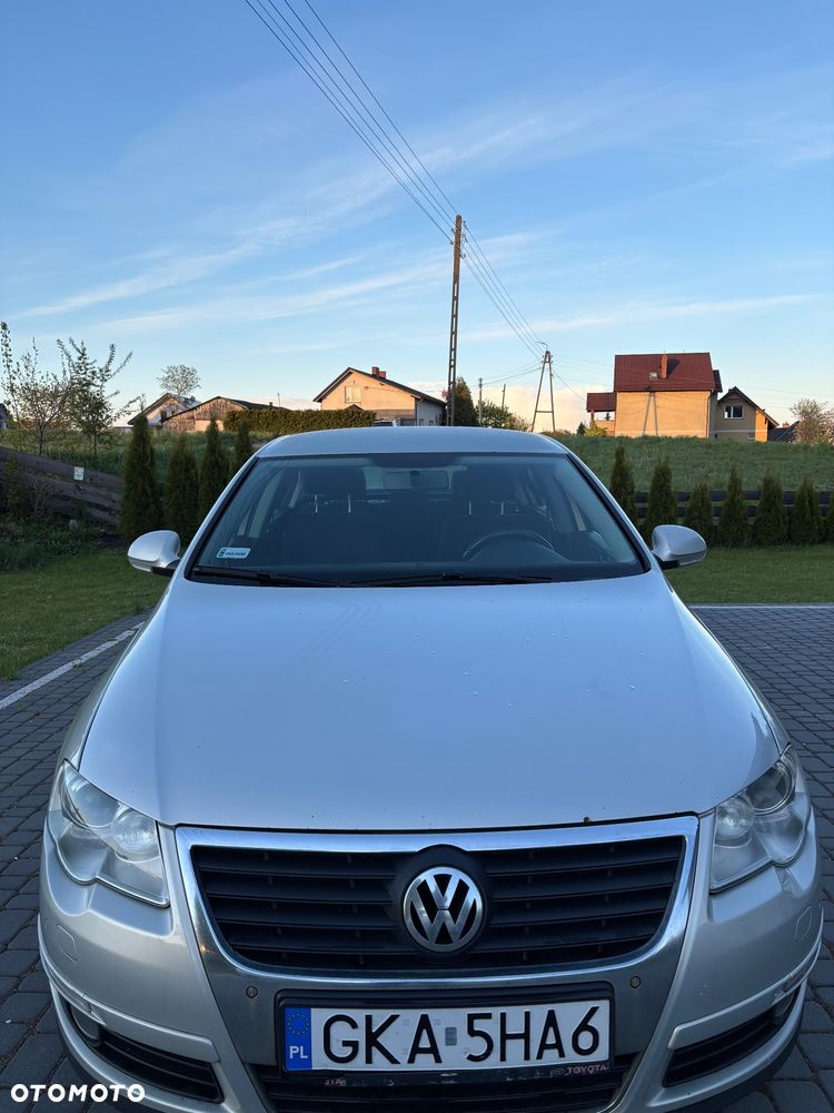 Volkswagen Passat 2.0 TDI Trendline - 6