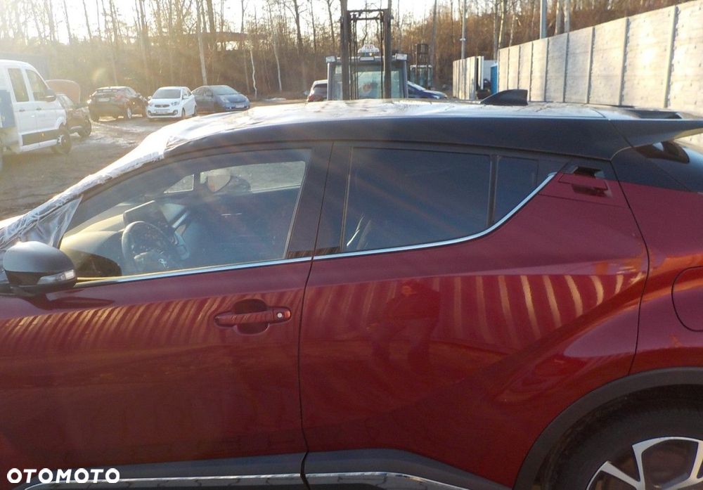 Toyota C-HR - 8