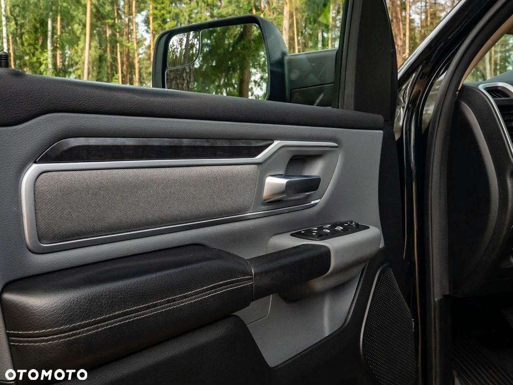 RAM 1500 5.7 Crew Cab Bighorn - 26