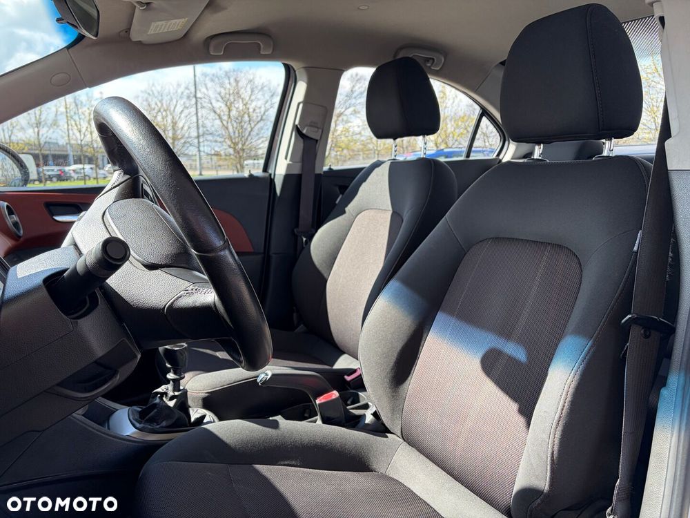 Chevrolet Aveo - 38