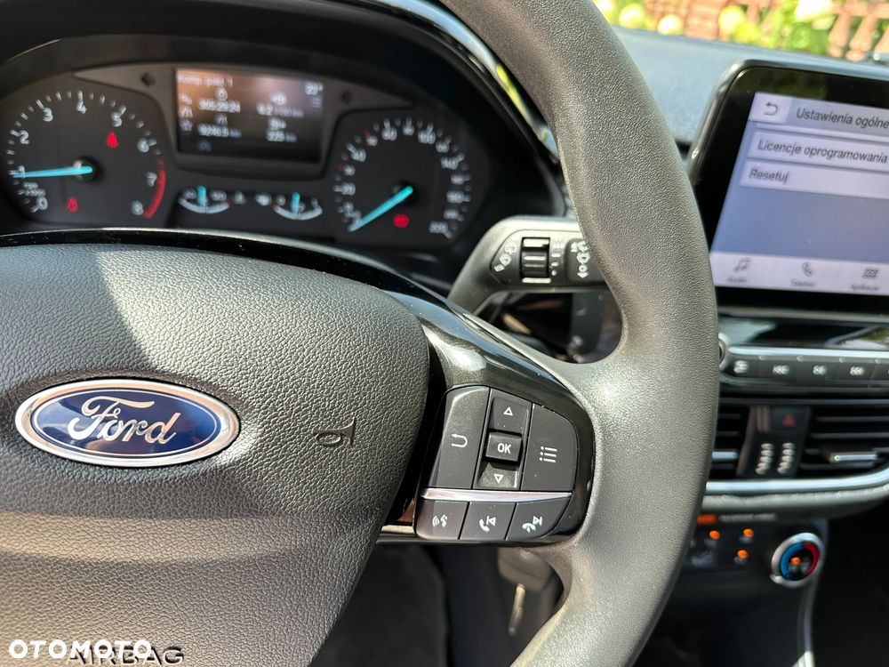 Ford Fiesta - 10