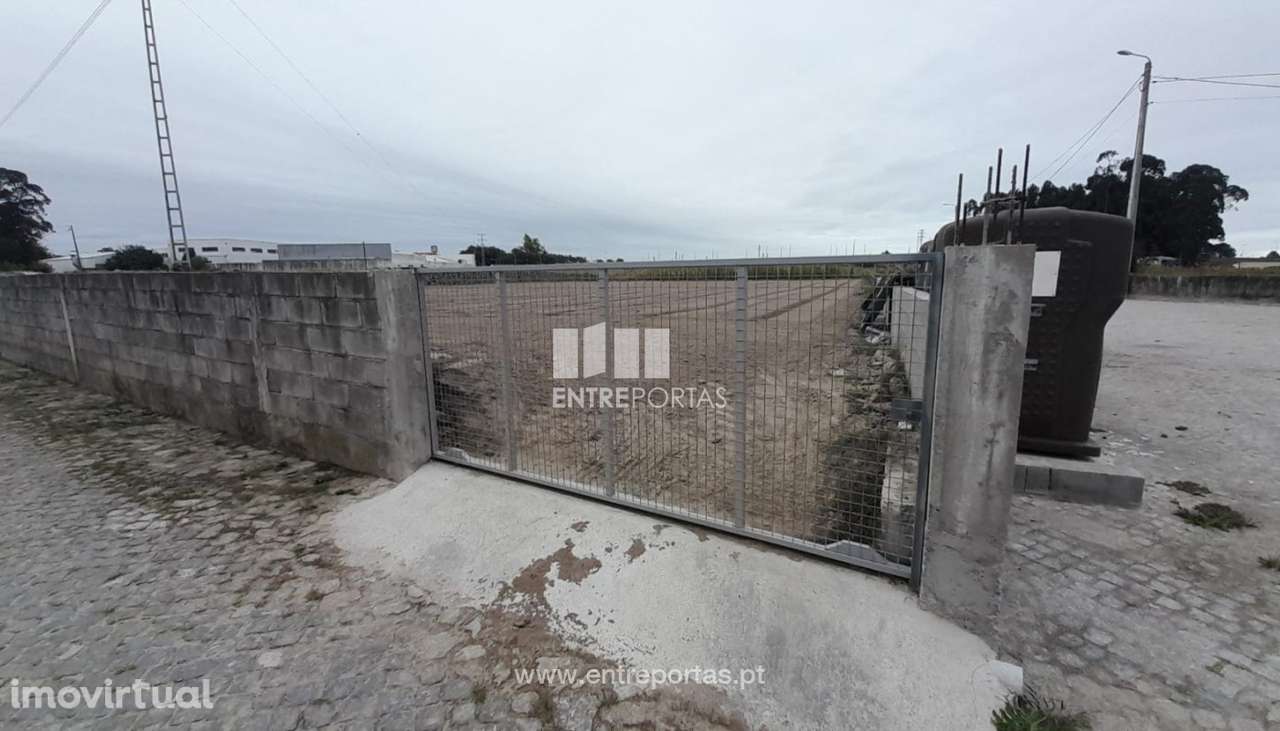 Venda de Terreno para construção com 1438m2, em Amorim, Póvoa de Va - Grande imagem: 2/9