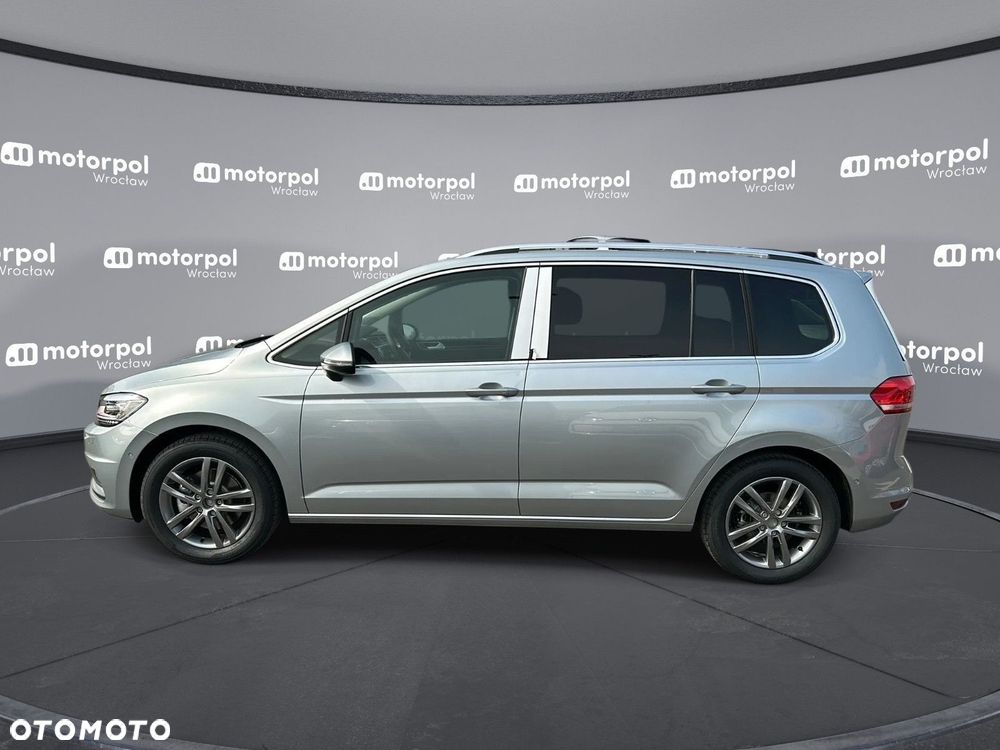 Volkswagen Touran - 3