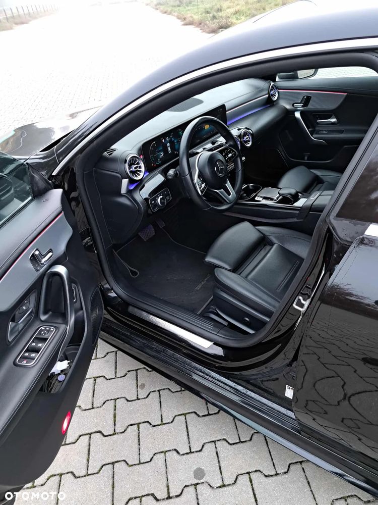 Mercedes-Benz CLA 250 7G-DCT AMG Line - 6