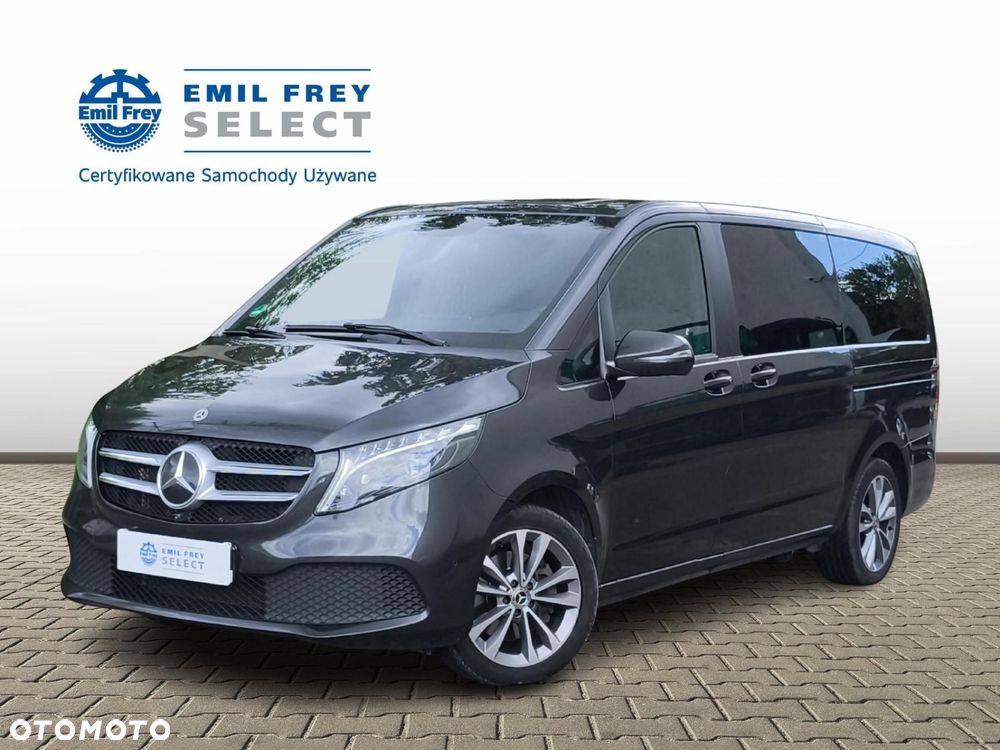 Mercedes-Benz Klasa V - 1