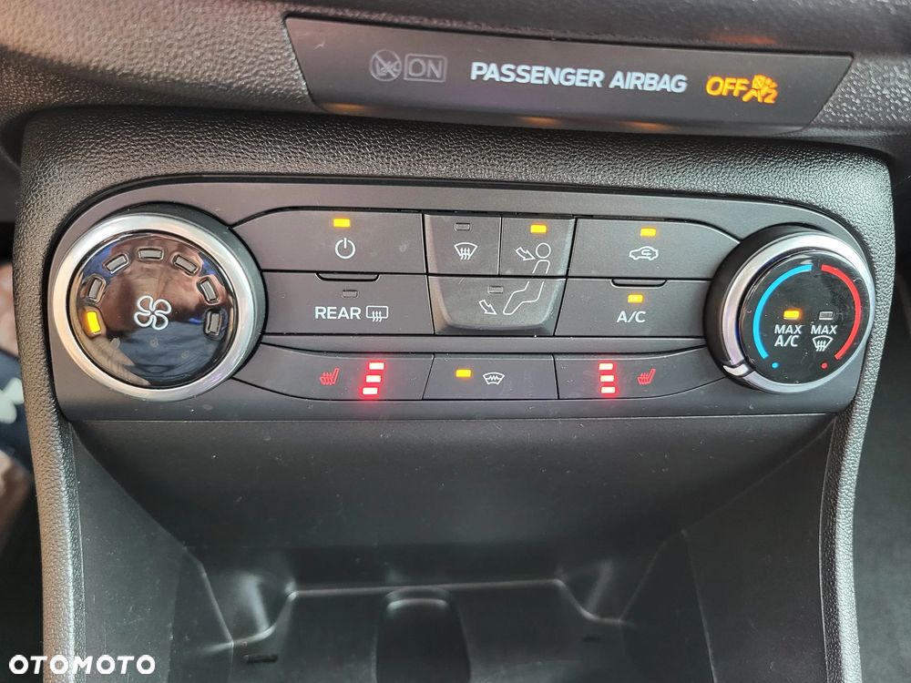 Ford Fiesta 1.1 S&S COOL&CONNECT - 21