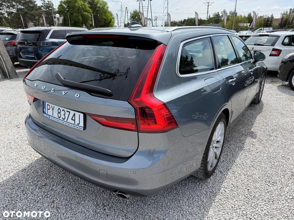 Volvo V90 D3 Momentum - 11