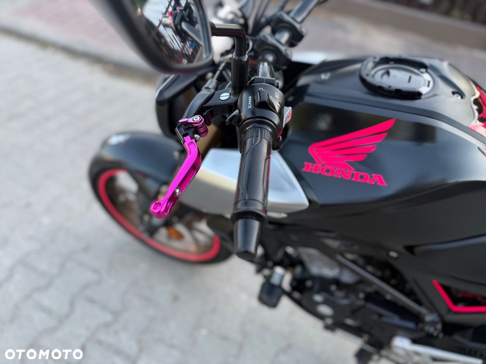 Honda CB - 24