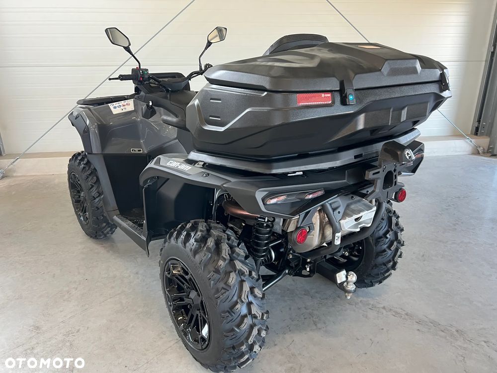 Can-Am Outlander - 4