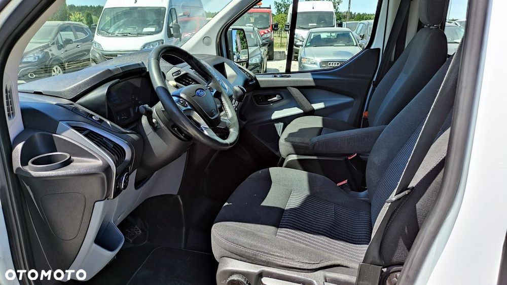 Ford Transit Custom - 6